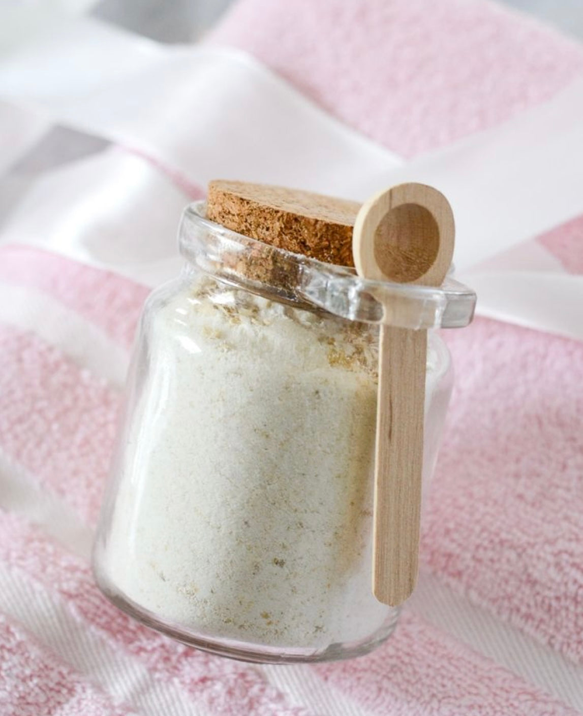 DIY Oatmeal & Coconut Milk Bath